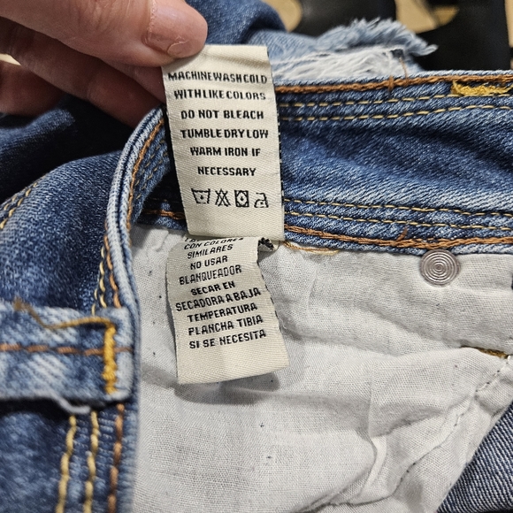 Dollhouse Jeans - Picture 8 of 8